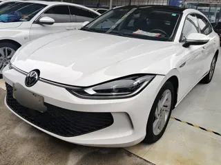 Volkswagen Lamando 2023 купить из Китая, цена 1 642 000 ₽ — Suifenhe Auto