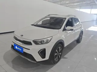 Kia Stonic 2021 купить из Китая, цена 1 290 000 ₽ — Suifenhe Auto