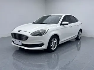 Ford Escort 2019 купить из Китая, цена 1 079 000 ₽ — Suifenhe Auto