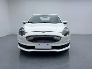 Ford Escort 2019 купить из Китая, цена 1 079 000 ₽ — Suifenhe Auto