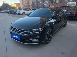 Volkswagen Magotan 2024 купить из Китая, цена 3 701 000 ₽ — Suifenhe Auto