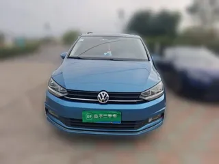 Volkswagen Touran 2018 купить из Китая, цена 1 435 000 ₽ — Suifenhe Auto