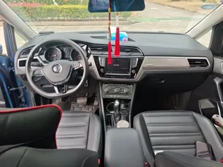 Volkswagen Touran 2018 купить из Китая, цена 1 435 000 ₽ — Suifenhe Auto