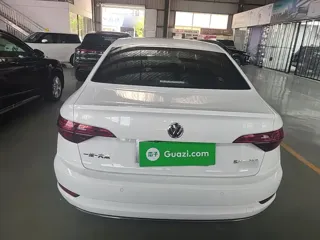 Volkswagen Sagitar 2019 купить из Китая, цена 1 416 000 ₽ — Suifenhe Auto