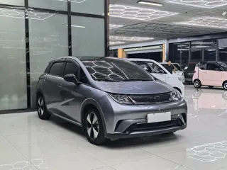 BYD Dolphin 2023 купить из Китая, цена 1 522 000 ₽ — Suifenhe Auto