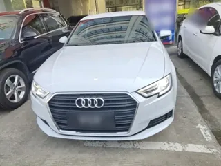Audi A3 2018 купить из Китая, цена 1 376 000 ₽ — Suifenhe Auto