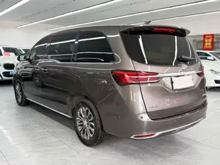Buick GL8 2023 купить из Китая, цена 3 945 000 ₽ — Suifenhe Auto