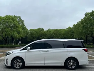 Buick GL8 2023 купить из Китая, цена 4 762 000 ₽ — Suifenhe Auto