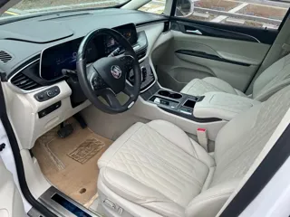 Buick GL8 2023 купить из Китая, цена 4 762 000 ₽ — Suifenhe Auto