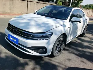 Volkswagen Lamando 2019 купить из Китая, цена 1 303 000 ₽ — Suifenhe Auto