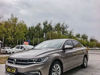 Volkswagen Bora 2020 купить из Китая, цена 1 258 000 ₽ — Suifenhe Auto