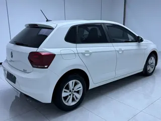Volkswagen Polo 2022 купить из Китая, цена 1 428 000 ₽ — Suifenhe Auto