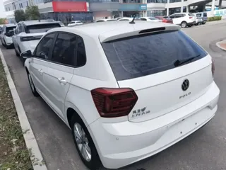 Volkswagen Polo 2022 купить из Китая, цена 1 215 000 ₽ — Suifenhe Auto