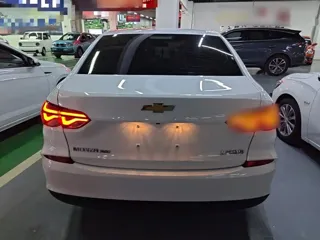 Chevrolet Monza 2021 купить из Китая, цена 1 265 000 ₽ — Suifenhe Auto