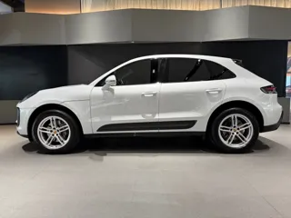 Porsche Macan 2023 купить из Китая, цена 6 113 000 ₽ — Suifenhe Auto