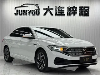 Volkswagen Sagitar 2022 купить из Китая, цена 1 675 000 ₽ — Suifenhe Auto
