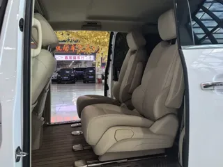 Buick GL8 2023 купить из Китая, цена 3 786 000 ₽ — Suifenhe Auto