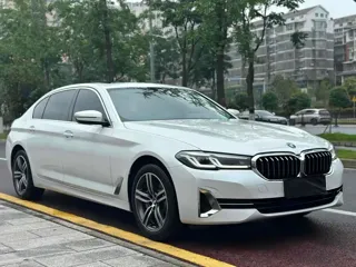 BMW 5-Series 2023 купить из Китая, цена 5 006 000 ₽ — Suifenhe Auto