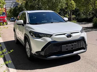 Toyota Frontlander 2023 купить из Китая, цена 3 175 000 ₽ — Suifenhe Auto