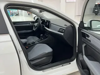 Volkswagen Lavida 2023 купить из Китая, цена 1 340 000 ₽ — Suifenhe Auto