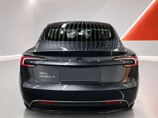 Tesla Model 3 2024 купить из Китая, цена 4 765 000 ₽ — Suifenhe Auto