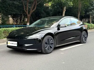 Tesla Model 3 2025 купить из Китая, цена 4 853 000 ₽ — Suifenhe Auto