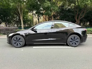 Tesla Model 3 2025 купить из Китая, цена 4 853 000 ₽ — Suifenhe Auto