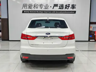 Ford Escort 2021 купить из Китая, цена 1 211 000 ₽ — Suifenhe Auto