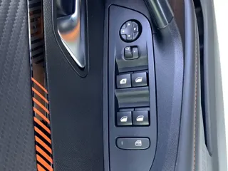 Peugeot 2008 2022 купить из Китая, цена 1 294 000 ₽ — Suifenhe Auto