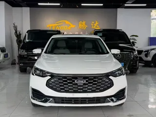Ford Escort 2021 купить из Китая, цена 1 287 000 ₽ — Suifenhe Auto