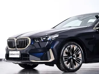 BMW 5 Series 2025 купить из Китая, цена 7 596 000 ₽ — Suifenhe Auto