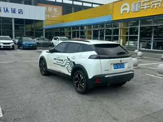 Peugeot 2008 2022 купить из Китая, цена 1 287 000 ₽ — Suifenhe Auto