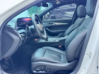 Cadillac CT5 2024 купить из Китая, цена 4 225 000 ₽ — Suifenhe Auto