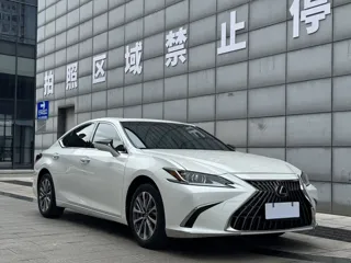 Lexus ES 2024 купить из Китая, цена 4 547 000 ₽ — Suifenhe Auto