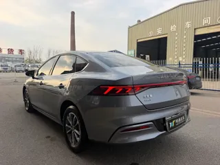 BYD Qin Plus 2024 купить из Китая, цена 2 426 000 ₽ — Suifenhe Auto