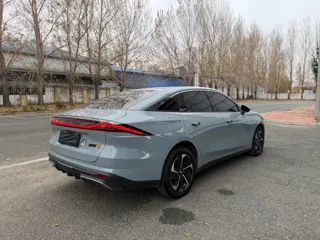 Galaxy L6 2024 купить из Китая, цена 2 589 000 ₽ — Suifenhe Auto