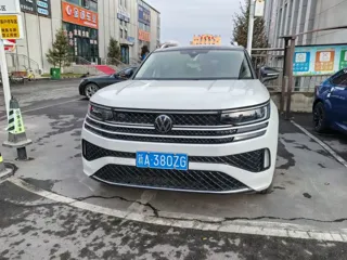 Volkswagen Tavendor 2024 купить из Китая, цена 4 548 000 ₽ — Suifenhe Auto