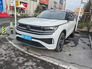 Volkswagen Tavendor 2024 купить из Китая, цена 4 548 000 ₽ — Suifenhe Auto