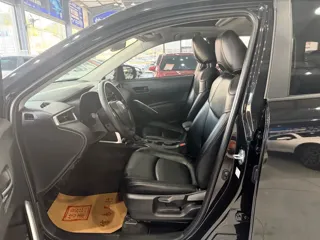 Toyota Corolla Cross 2024 купить из Китая, цена 2 886 000 ₽ — Suifenhe Auto