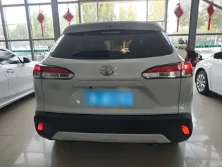 Toyota Corolla Cross 2024 купить из Китая, цена 2 754 000 ₽ — Suifenhe Auto