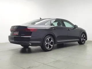 Volkswagen Passat 2024 купить из Китая, цена 3 803 000 ₽ — Suifenhe Auto