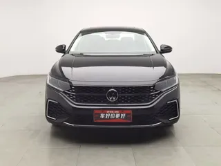 Volkswagen Passat 2024 купить из Китая, цена 3 803 000 ₽ — Suifenhe Auto