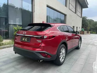 Mazda CX-4 2017 купить из Китая, цена 1 659 000 ₽ — Suifenhe Auto