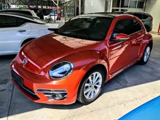 Volkswagen Beetle 2018 купить из Китая, цена 1 891 000 ₽ — Suifenhe Auto