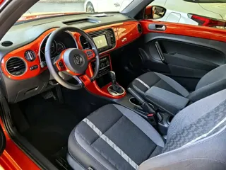 Volkswagen Beetle 2018 купить из Китая, цена 1 891 000 ₽ — Suifenhe Auto