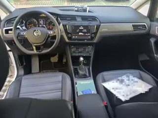 Volkswagen Touran 2017 купить из Китая, цена 1 406 000 ₽ — Suifenhe Auto