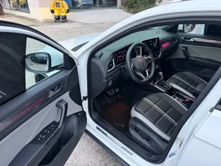 Volkswagen T-Roc 2025 купить из Китая, цена 2 862 000 ₽ — Suifenhe Auto
