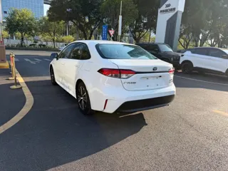 Toyota Levin 2024 купить из Китая, цена 1 699 000 ₽ — Suifenhe Auto