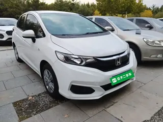 Honda Fit 2019 купить из Китая, цена 1 281 000 ₽ — Suifenhe Auto