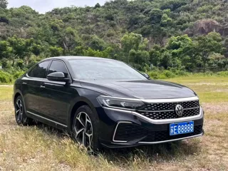 Volkswagen Passat 2024 купить из Китая, цена 3 482 000 ₽ — Suifenhe Auto